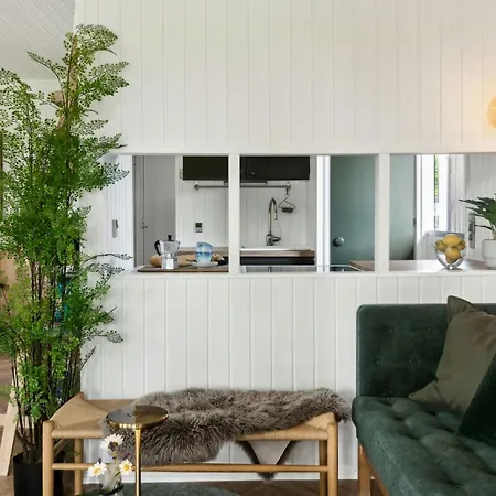 In With Sauna And Tub Vakantiehuis *