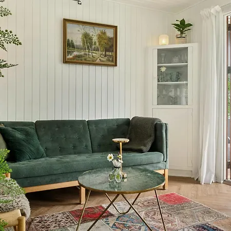 In With Sauna And Tub *