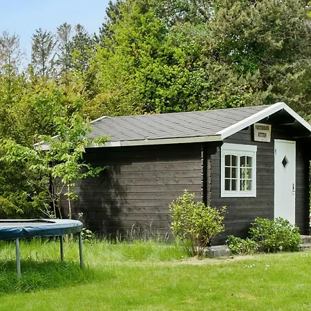 In With Sauna And Tub Ferienhaus