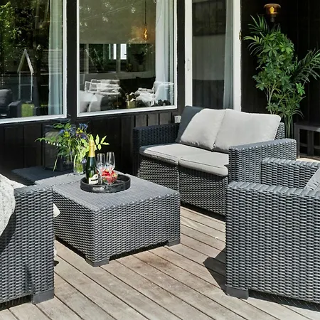 In With Sauna And Tub * Præstø